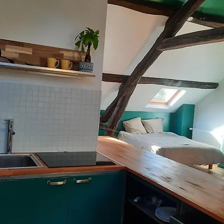 Appartamento Charming 1-bed Studio In *
